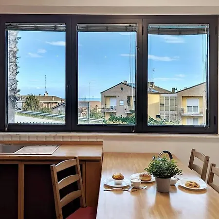 Σπίτι διακοπών Vista Mare Parcheggio, Wifi E Idromassaggio Pedaso